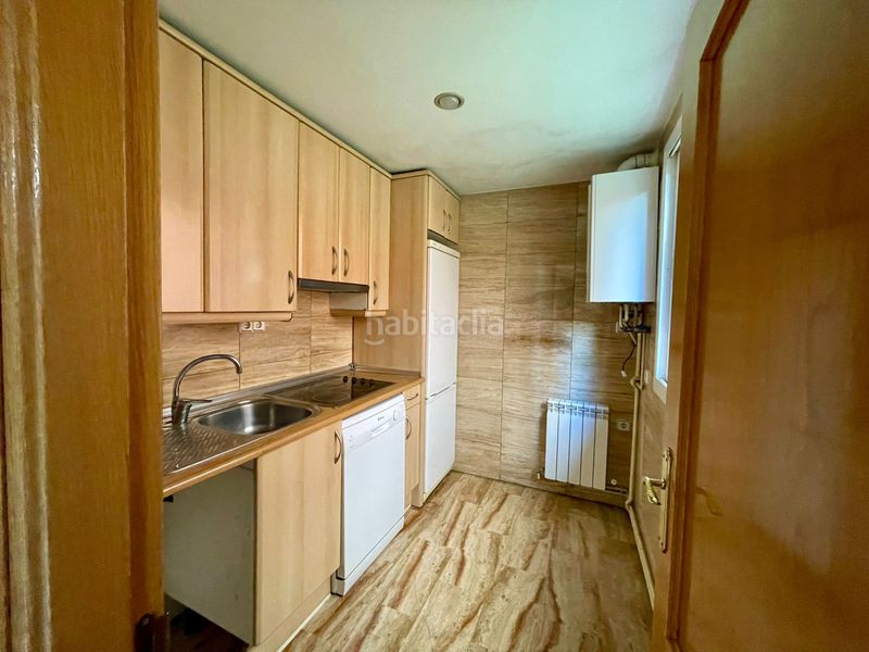 Foto 1e742ed1-f6a8-4259-9aaa-43be56d8f3a9. Piso en Castillejos-Cuzco Madrid
