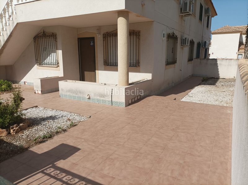 Foto 03b5101a-b87c-4a5f-a6bd-42827105204b. Casa amb aparcament piscina a Los Almendros Orihuela