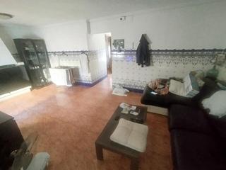 Casa  Carrer sant alfons. Se vende casa con patio en el este de castellón.