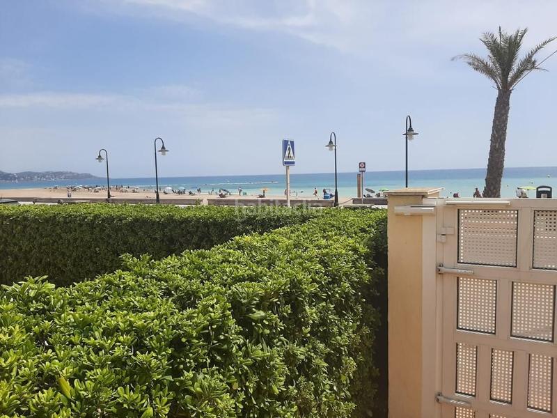Foto a0c7ad36-1aa1-461b-ad67-1bb03be78f48. Ático se vende ático en primera línea de playa, en la zona de la curva/pirulí - benicasim de 105m2 distribuido en 2 dormitorios, cocina en Benicasim / Benicàssim