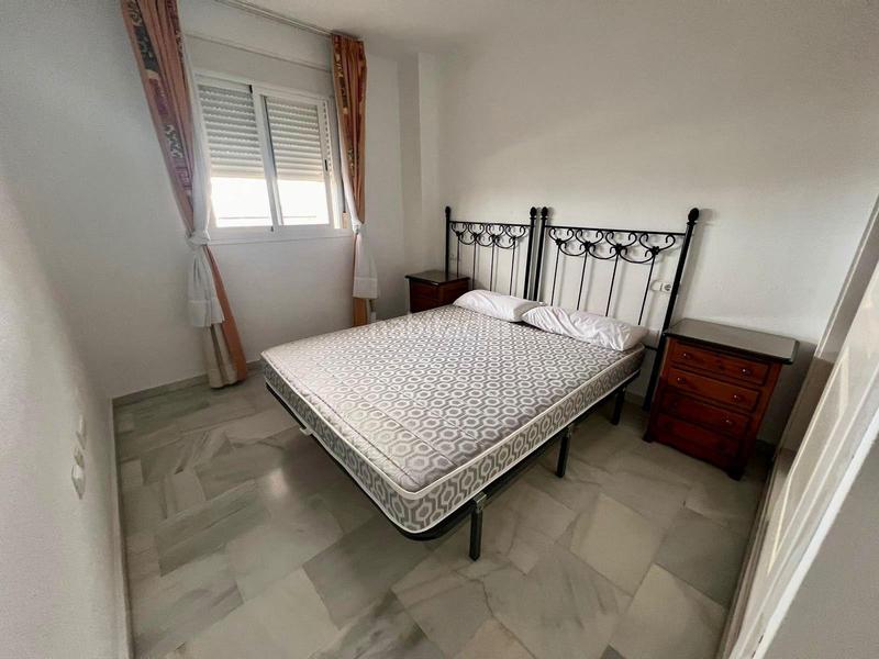 Foto 13c9aaee-f75b-4a8e-acce-b092d05e232c. Pis amb aparcament piscina a San Bernabé Algeciras