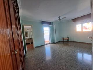 Appartement à Casco Antiguo. Gran piso en zona centro