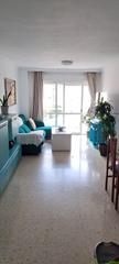 Flat in San Bernabé. Amplio piso en san bernabé con piscina y servicios cercanos