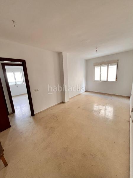 Foto 8748384f-23a3-4d34-8519-2a979e15e3e1. Piccolo appartamento con parcheggio in Pescadores - Saladillo Algeciras