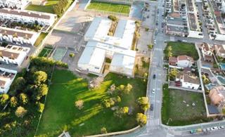 Maison à San García. Amplia casa pareada con jardín en la tranquila zona de san garcí