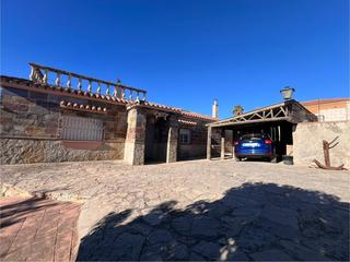 Xalet a San Roque Pueblo. Hermosa finca en albarracin san roque