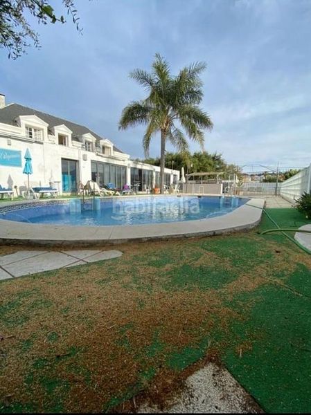 Foto 96c14ae6-1dec-490a-aa58-629d7eaad6c3. Casa amb piscina a Los Pinos Algeciras