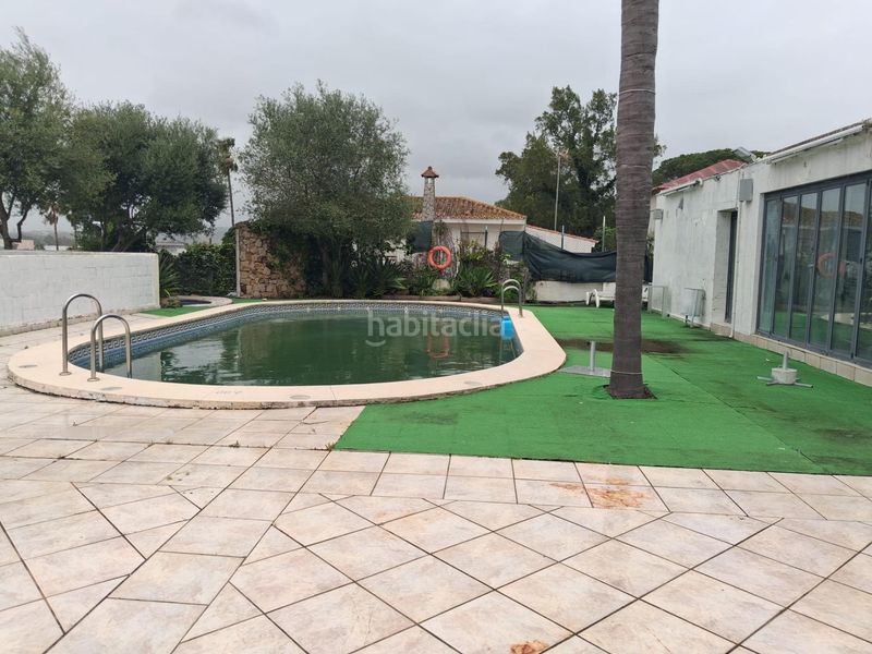Foto d231b26a-6221-4402-a590-b76142a5a1dd. Casa amb piscina a Los Pinos Algeciras