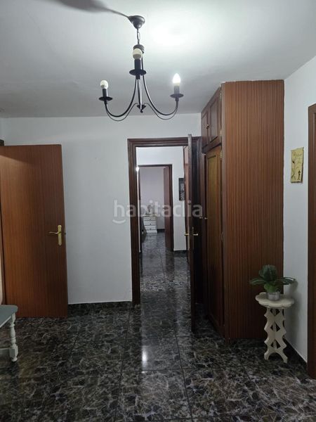 Foto 1efff7e4-68ee-4eea-827e-7ab5013fda05. Casa aparellada amb aparcament a La Granja - La Colina - Los Pastores Algeciras