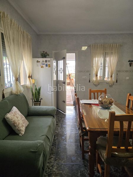 Foto 8afa3f83-ede9-4743-8696-c803139eaf29. Casa aparellada amb aparcament a La Granja - La Colina - Los Pastores Algeciras