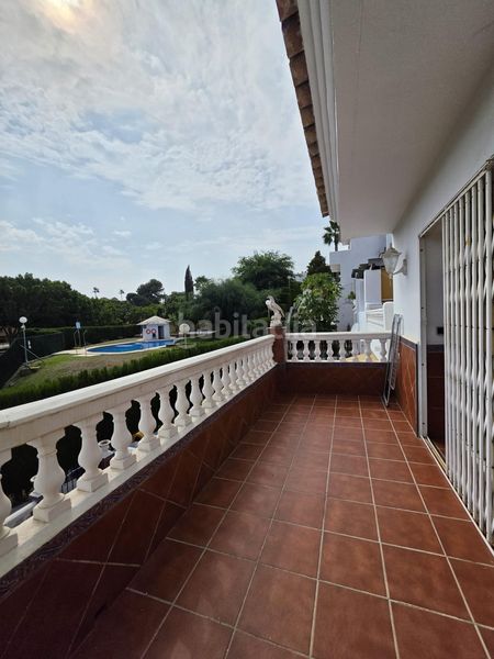 Foto 0cb34e02-a8a6-4719-9d1c-e5b10097e306. Casa amb aparcament piscina a Seghers Estepona