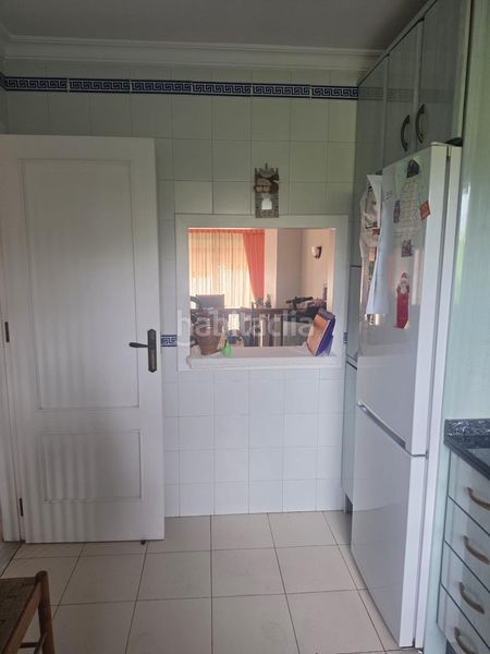 Foto 1de08175-c329-4865-bd69-79ab351c5bd1. Casa amb aparcament piscina a Seghers Estepona