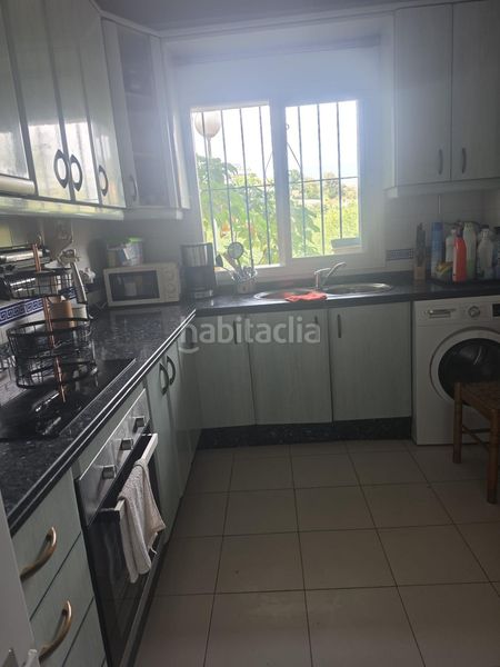 Foto 505fb1a2-e01e-4872-967f-bf17fda56ff3. Casa amb aparcament piscina a Seghers Estepona