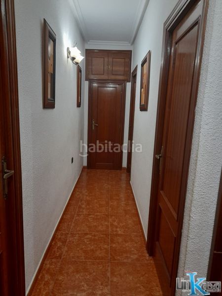Foto 90c4dfe4-e7f9-4d99-b0ff-91d6c17a9abf. Appartamento in calle lope de vega 2 in Linarejos Linares