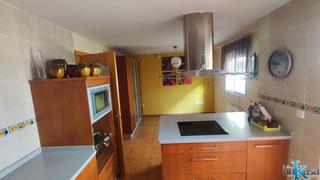 Casa adossada  Calle zafiro. Se vende casa en linares