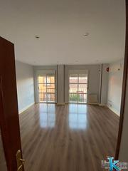 Etagenwohnung in Guarromán. Se vende piso en linares