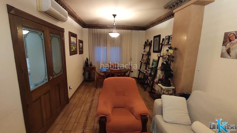 Foto e5f573e3-6c7f-46de-a67a-0b9237cbb998. Haus mit parking in La Paz - Las Américas Linares