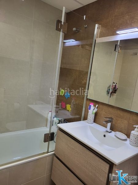 Foto d1c68723-af80-4a8c-9423-3e27fbae2c35. Dúplex se vende dúplex en La Zarzuela - San José - Belén Linares