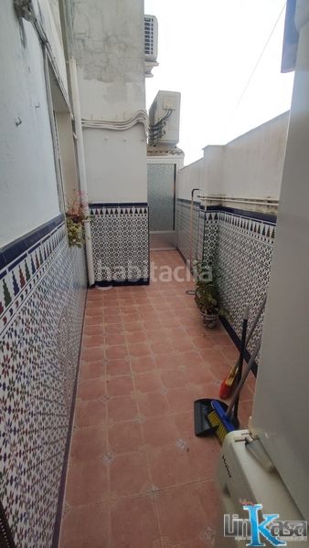 Foto b55ff0d1-1aad-425d-ba09-c23f9a55978f. Pis amb calefacció a Centro ciudad Linares