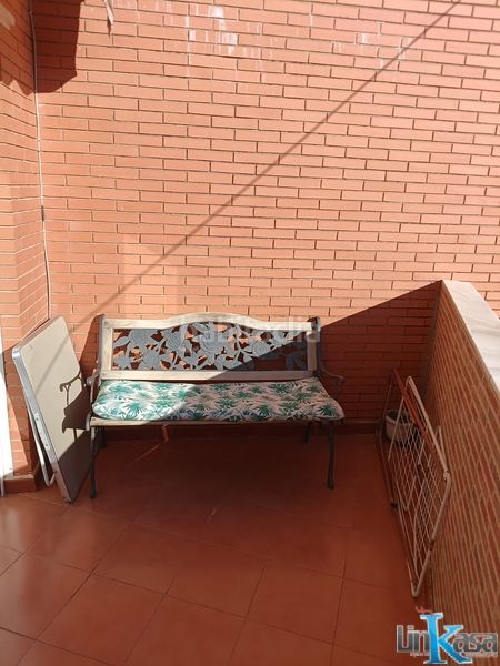 Foto 99933aef-0b33-4dd9-9e14-fd144a6a2f0b. Casa adossada amb xemeneia calefacció aparcament piscina a Linares