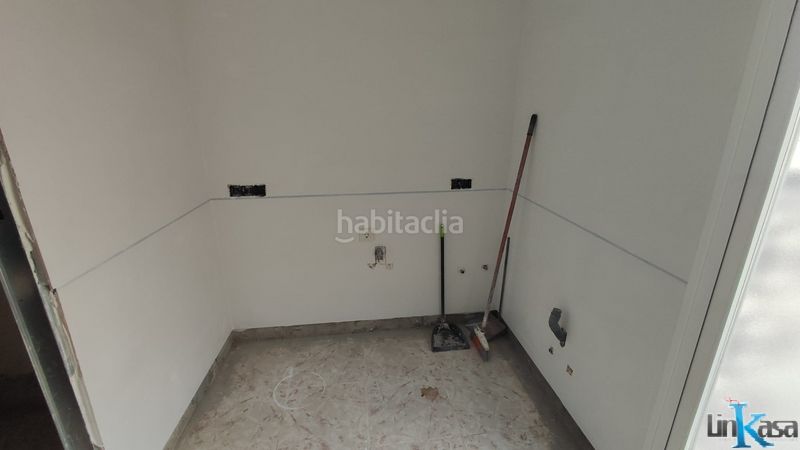Foto 5338db00-3deb-4389-bf7c-fb55518fce0a. Pis a Linarejos Linares