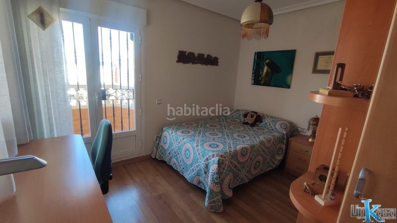 Foto 53f75f17-33d1-4153-9e67-19dd715161a1. Casa amb aparcament a San Gonzalo Linares