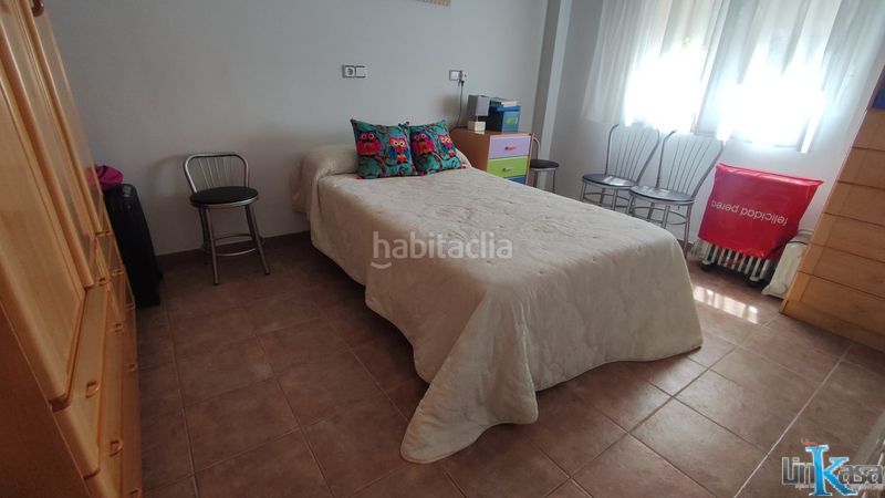 Foto b4ab25fd-a544-4a5d-924e-85fb15a5d810. Casa amb aparcament a San Gonzalo Linares