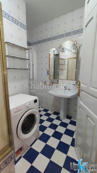 Foto f3b4804d-ff4e-4a9c-94cb-bb1fd3fb8db0. Pis a Centro ciudad Linares
