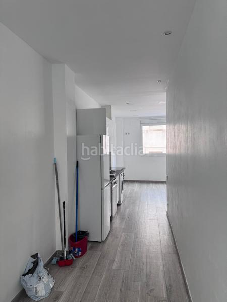 Foto 7b6f2dcb-8264-46f3-9cf7-d3daae82ed2e. Alquiler piso en La Teixonera Barcelona