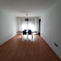 Miete Etagenwohnung  Avinguda de barcelona. ¡descubre tu nuevo hogar en sant joan despí!