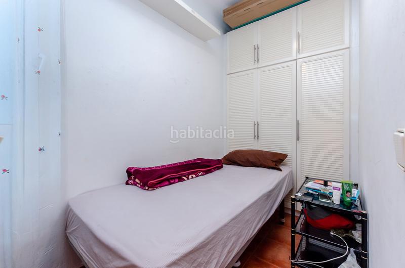 Foto acdf36ad-9ccd-4b5a-952a-50f05a39ce4b. Attique avec chauffage dans Guinardó Barcelona