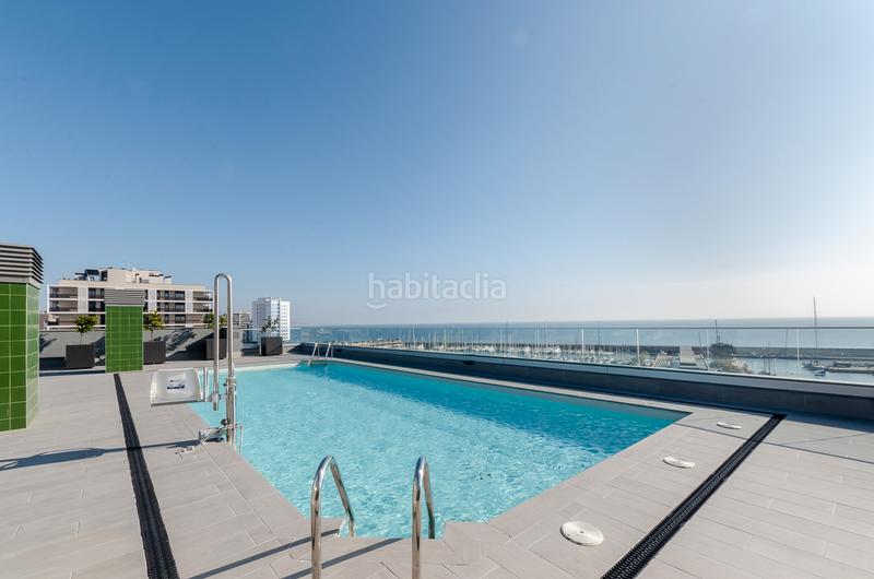 Foto 226821db-9f1a-470f-a714-df1393f7d622. Rent flat with heating pool in Port Badalona