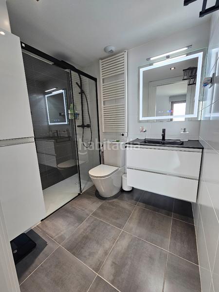 Foto 2b9fb5c2-71ba-4ea6-85e2-f58b8a313a7f. Rent flat with heating pool in Port Badalona