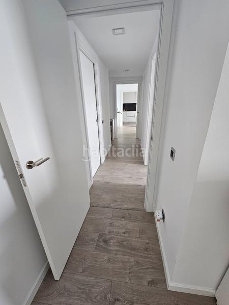 Foto c6fdc52c-ab47-453b-b56a-5b3f423b445e. Rent flat with heating pool in Port Badalona