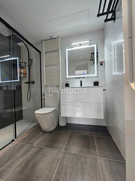 Foto e05c44d0-5fd5-4a58-a0f6-c270324de8b0. Rent flat with heating pool in Port Badalona