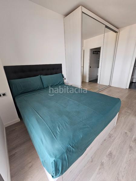 Foto e7c41f1d-0f14-4609-9b15-3f2b1f01542d. Rent flat with heating pool in Port Badalona