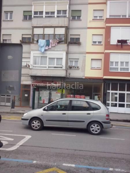 Foto eae35028-30cf-492d-a796-996c83e1add0. Alquiler local comercial venta de local 42 m2 en Centro Torrelavega