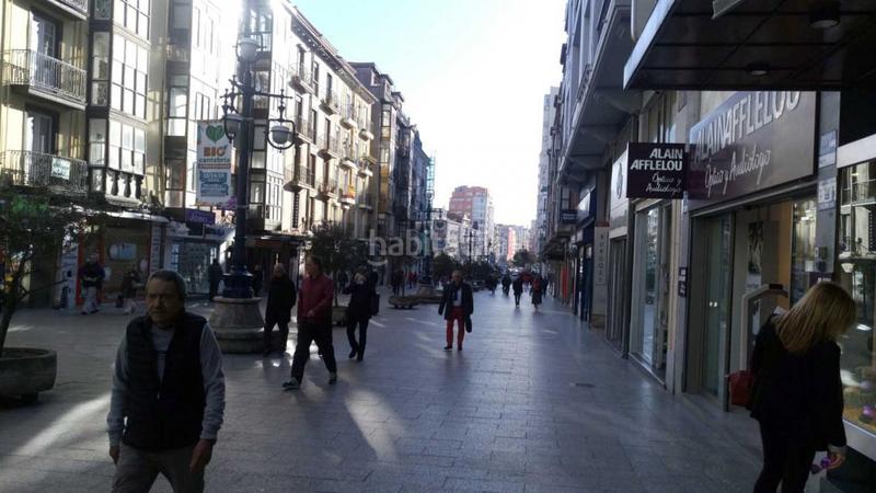 Foto 080e1241-8d15-41ac-8259-498889d3b68b. Alquiler local comercial  en el centro en Santander