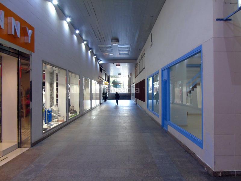 Foto 8e699cb0-9bff-426d-a0f9-c3678963f255. Alquiler local comercial  en el centro en Santander