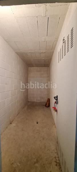 Foto da422b13-c91c-46c7-8928-f31eb5adb05c. Aparcament cotxe a Castañeda
