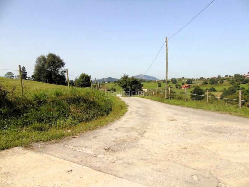 Foto c1df0e67-e8d8-4a55-a599-019a7bebe11e. Terreny residencial a Ribamontán al Monte