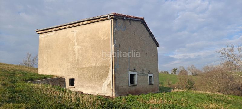 Foto c9187140-a9f8-451d-8563-983da8c5e0e1. Casa amb calefacció aparcament a Villacarriedo
