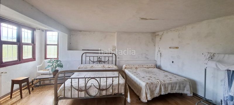 Foto dc4a6da8-204e-4d1c-a58c-586bf39c2048. Casa amb calefacció aparcament a Villacarriedo