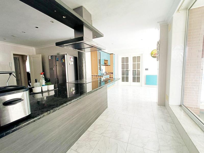 Foto 3706d8c6-9247-41d5-8b48-0328c0944ff7. Casa amb calefacció aparcament piscina a Maoño - Azoños Santa Cruz de Bezana