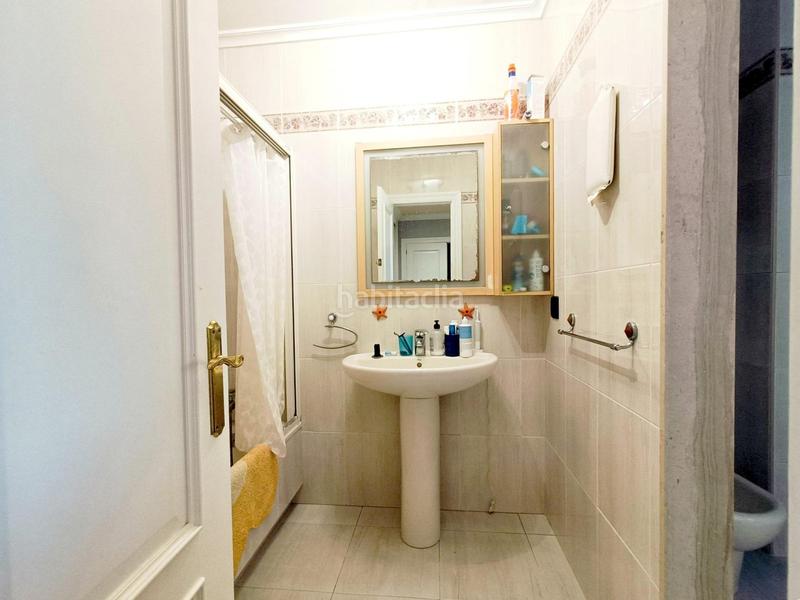 Foto df2f2f9f-0dbe-4d35-b2ff-ca8aef0331ea. Casa amb calefacció aparcament piscina a Maoño - Azoños Santa Cruz de Bezana