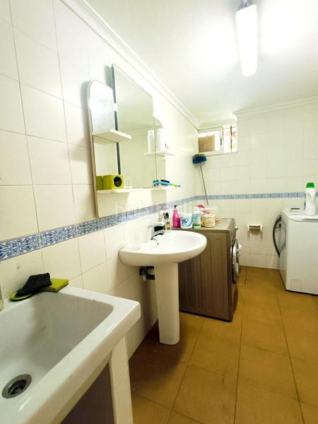 Foto ed920aa9-2909-495b-a828-b33470008663. Casa amb calefacció aparcament piscina a Maoño - Azoños Santa Cruz de Bezana