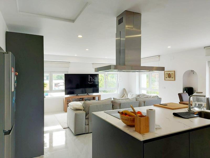 Foto 09abdecb-7eef-4cea-be00-8f41f2843f69. Casa adossada amb calefacció aparcament a Maoño - Azoños Santa Cruz de Bezana