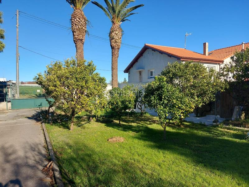 Foto 104c5d46-5fb9-4fd3-984e-716231f8fd0e. Casa adossada amb calefacció aparcament a Maoño - Azoños Santa Cruz de Bezana