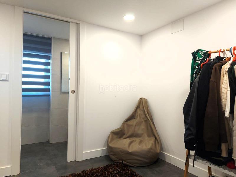 Foto a886d10d-63fc-4902-ba03-235e443fc337. Casa adossada amb calefacció aparcament a Maoño - Azoños Santa Cruz de Bezana