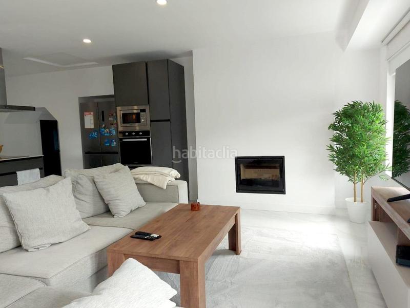 Foto b73e7f5f-f5a6-459e-95f8-3dd68e7c3866. Casa adossada amb calefacció aparcament a Maoño - Azoños Santa Cruz de Bezana